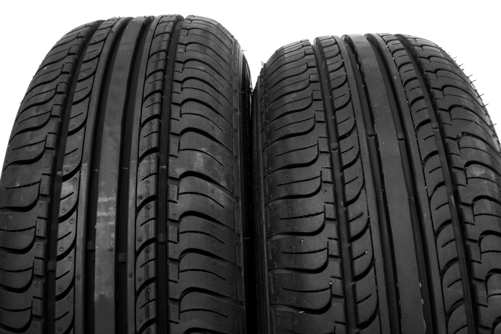 The Benefits of Buying Tyres in Pairs | AME Automotive