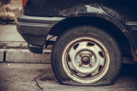 10 Warning Signs Your Car Tyre Need Replacing